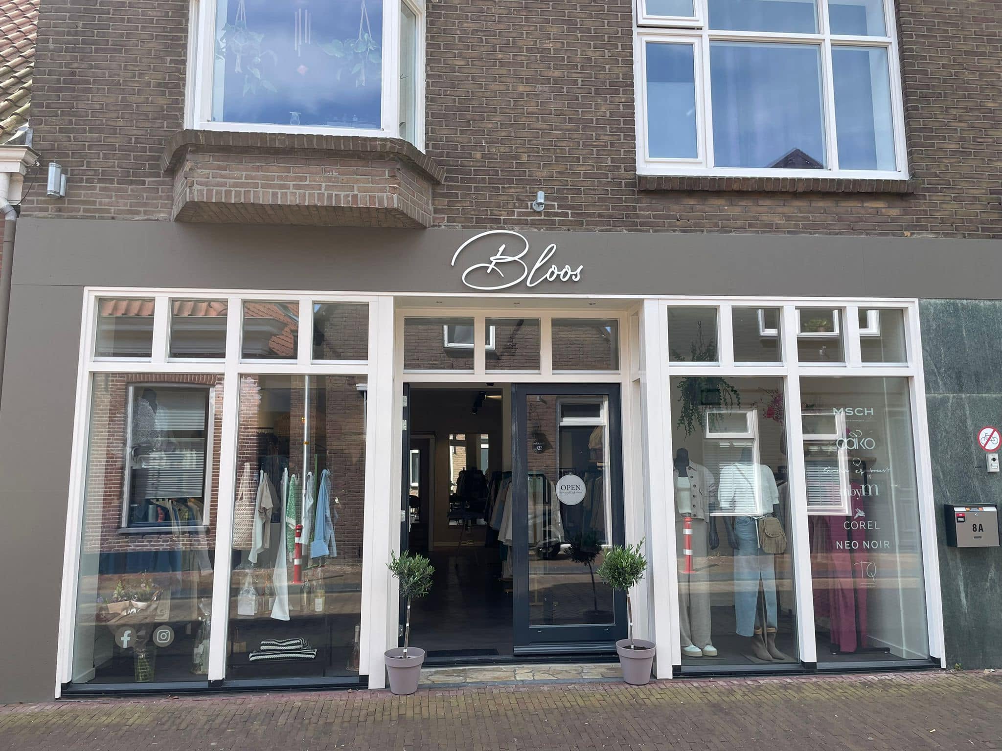 pand Bloos