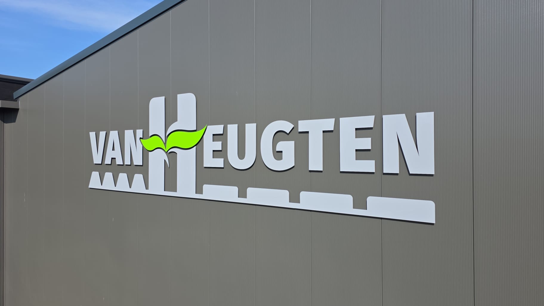 Gevelreclame van Heugten